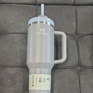 Stanley Gray Quencher H2.0 Tumbler